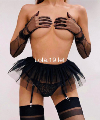 girl for sex Lola #1